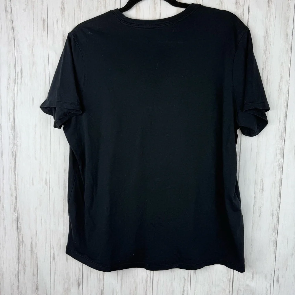 Nike XL black gingham tee
